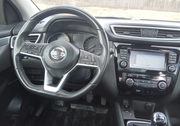 Nissan Qashqai cena 69990 przebieg: 70000, rok produkcji 2018 z Kartuzy małe 277
